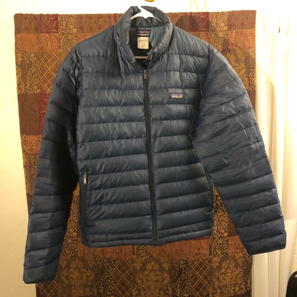 Men’s Patagonia down sweater size small - Picture 3 of 8